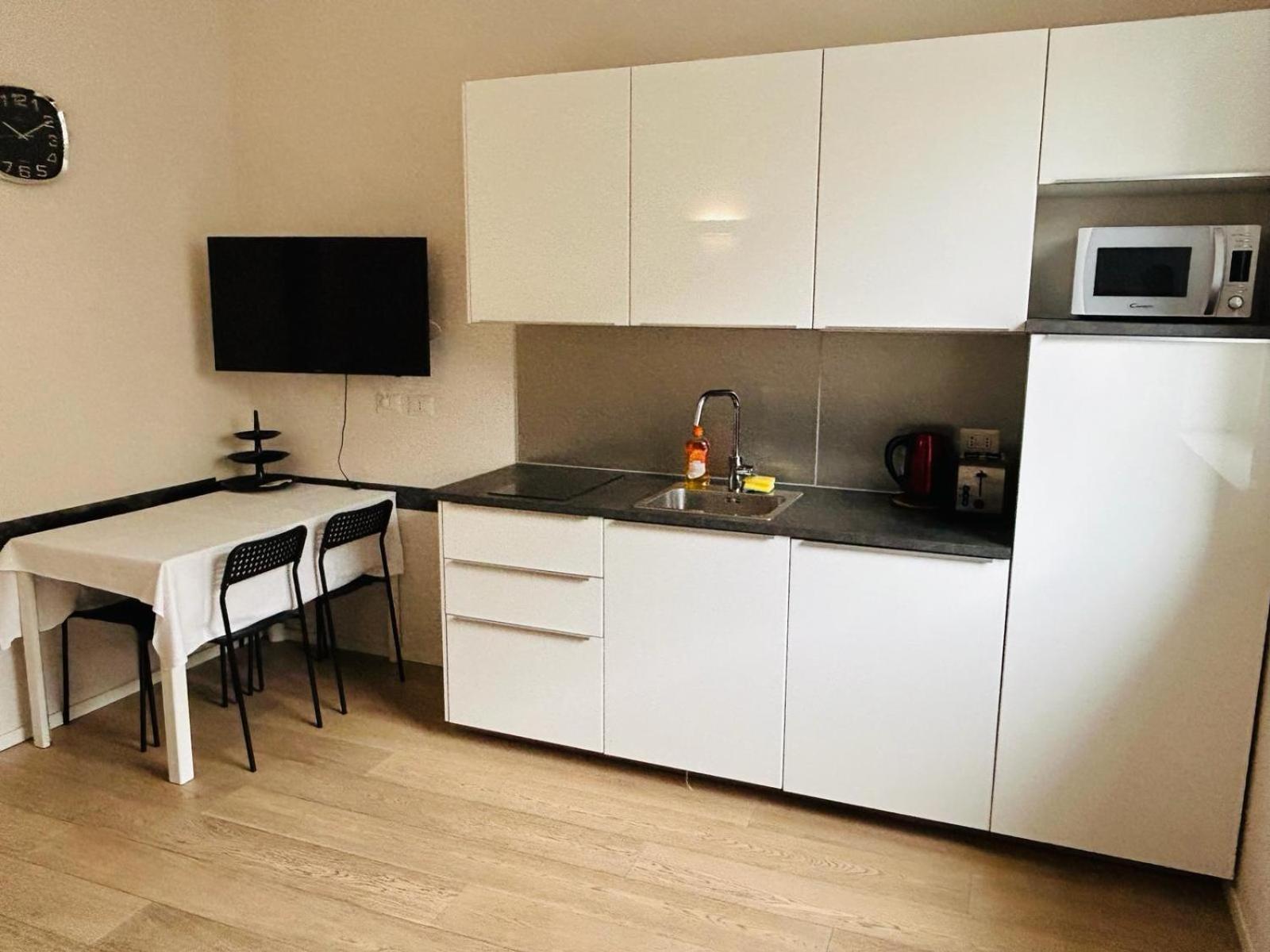 Easy Room Italy Milan Extérieur photo