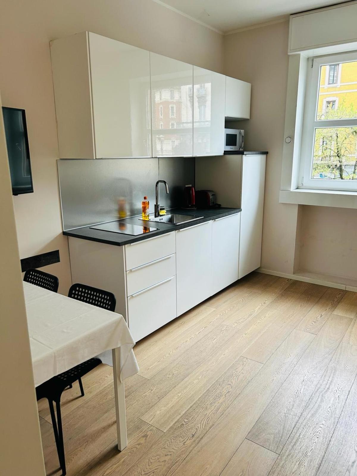 Easy Room Italy Milan Extérieur photo